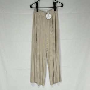 NWT flowy pants